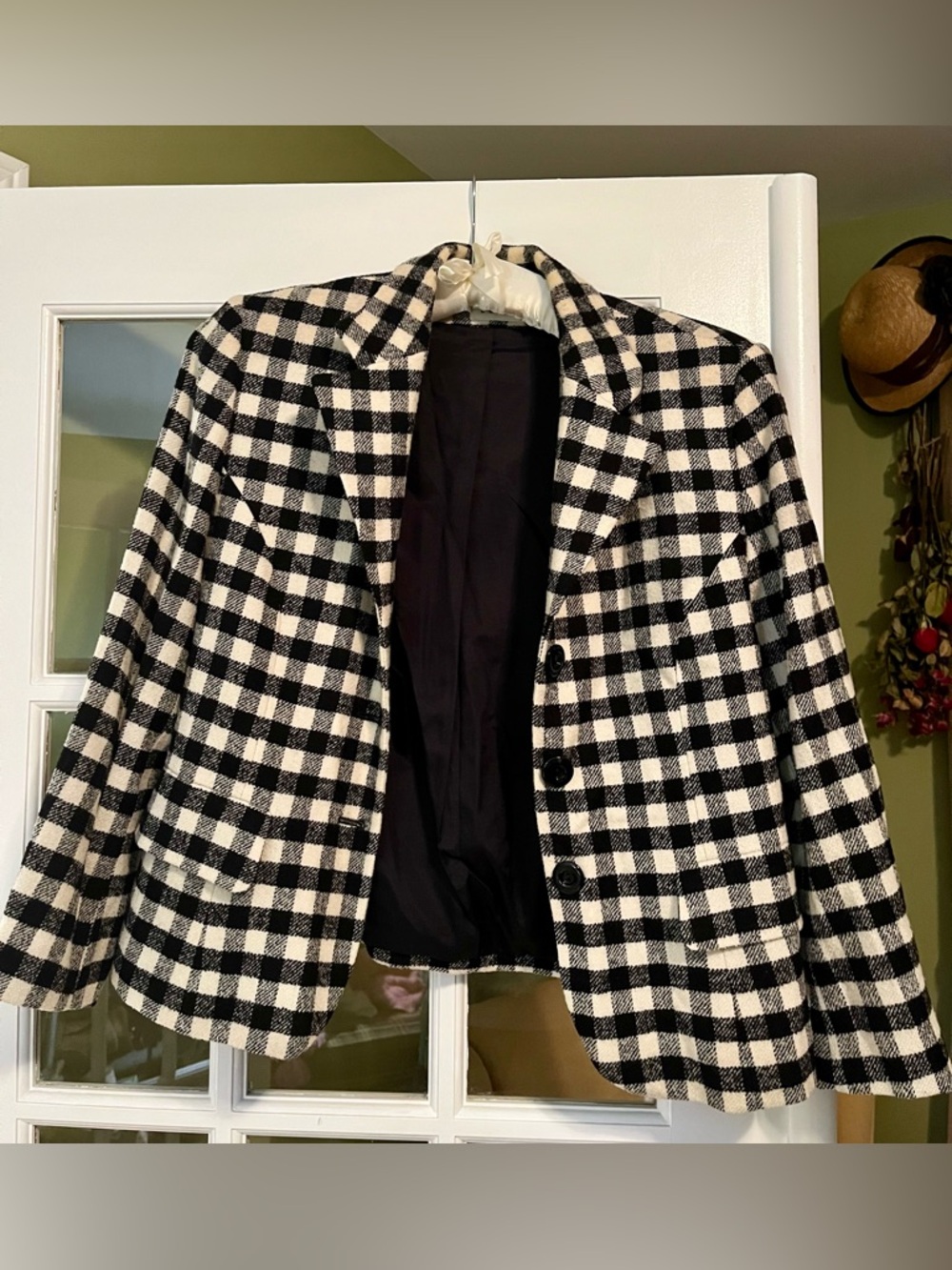 Vintage Women's Blazer between 1980-1990, made in Germany!